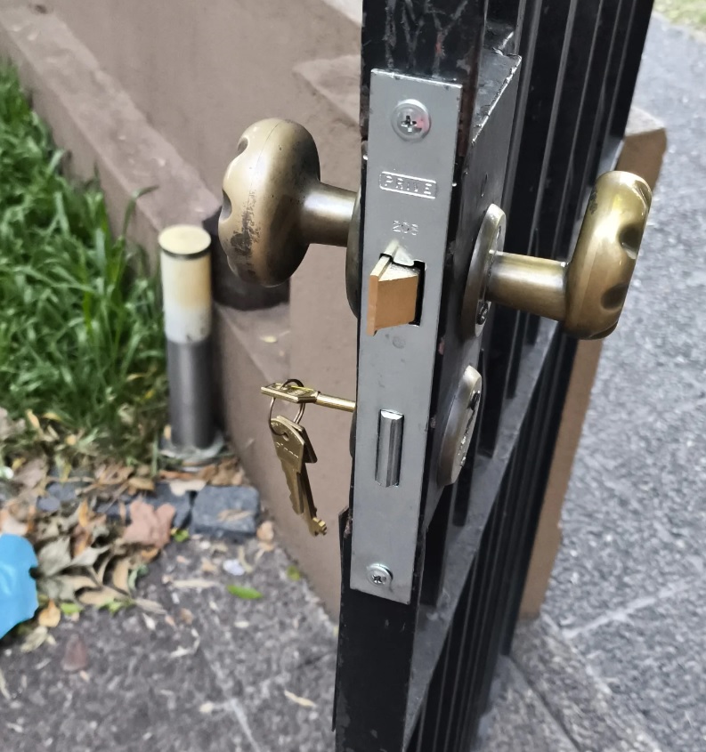 Cerrajería en Temperley cerraduras de rejas